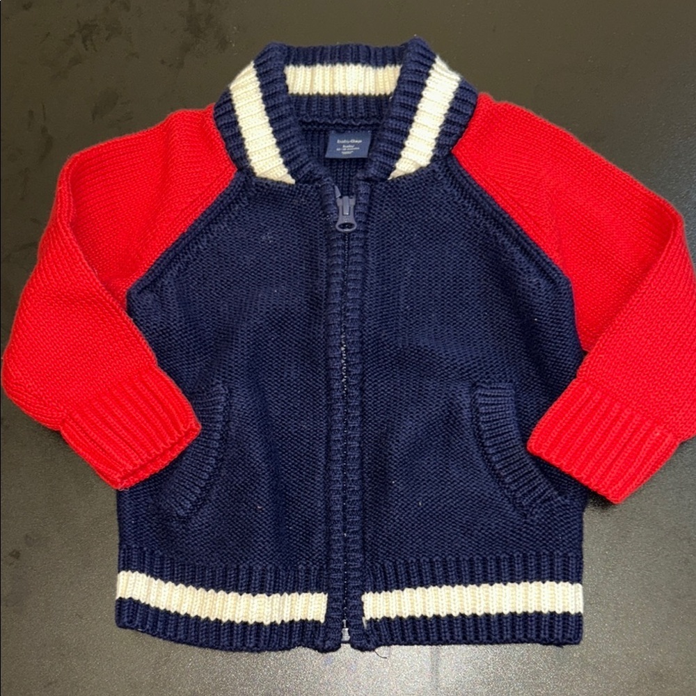201 BabyGap Varsity sweater jacket boys Red Blue Knit Jacket size 12-18 months